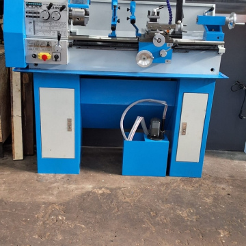 Torno mecánico BL250 C 700MM